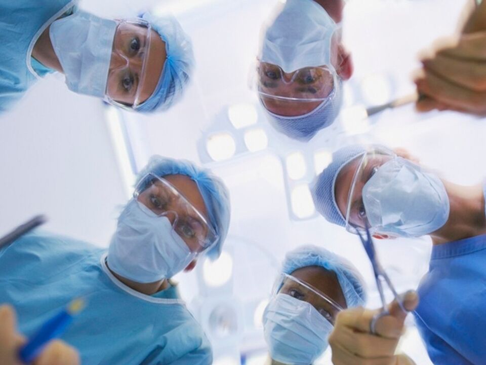 χειρουργοί μεγέθυνσης πέους